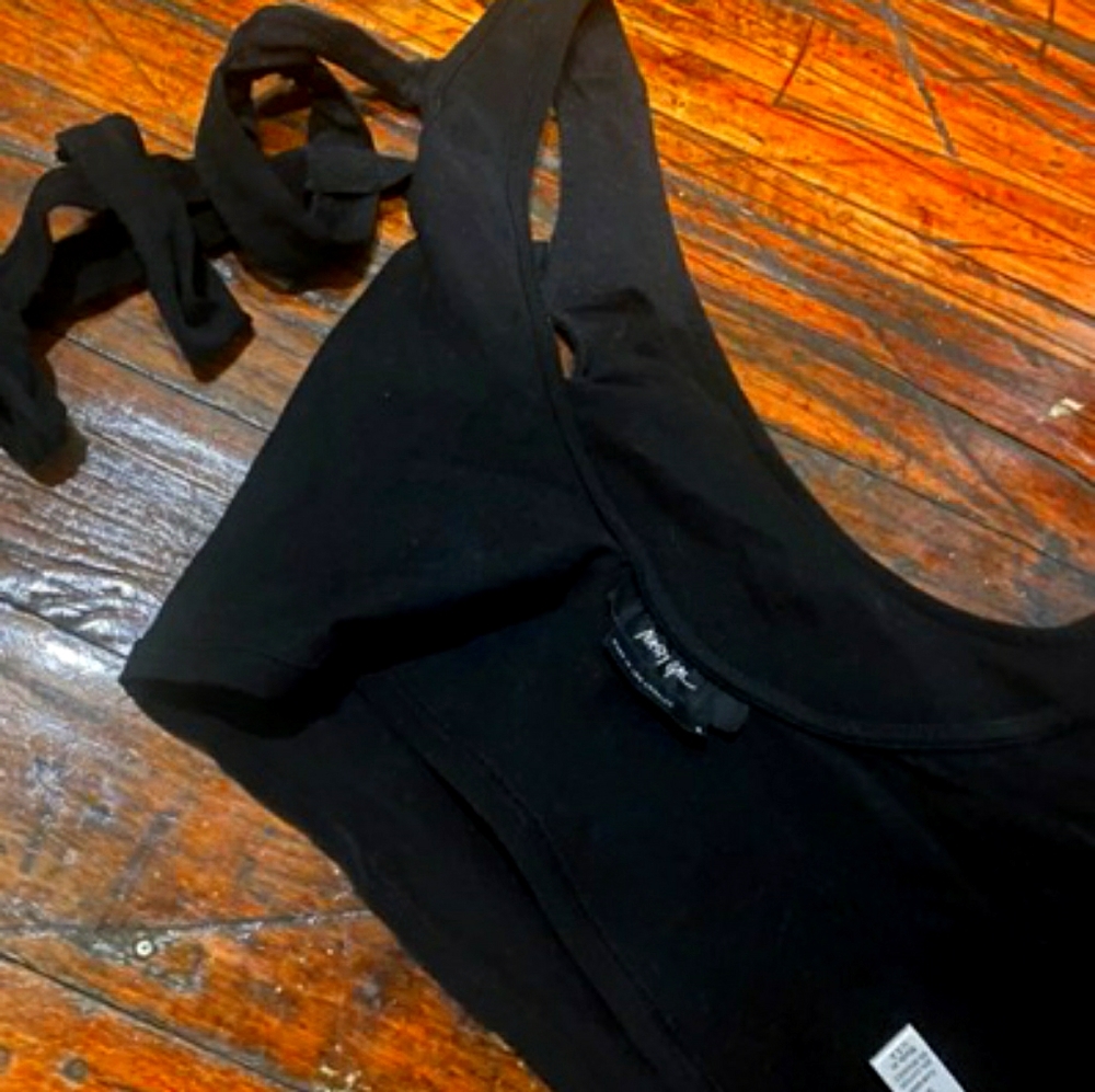 Black Crop top